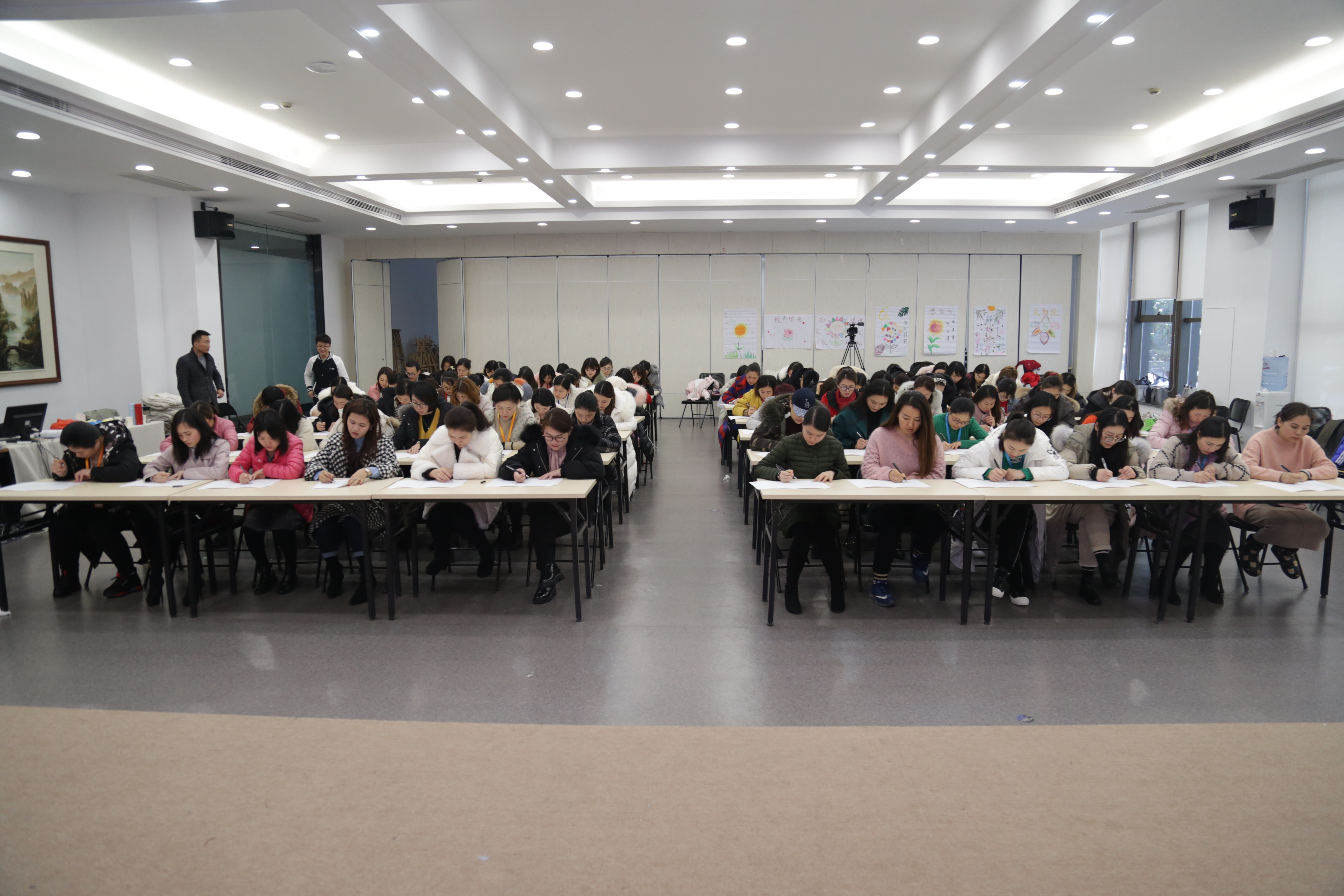 万色城：轻创业网商模式帮助女性创业者远离传销门