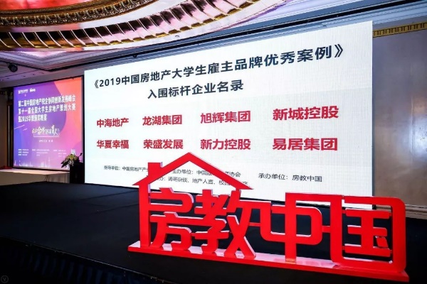 https://mmbiz.qpic.cn/mmbiz_jpg/SJMPNfnvxcCkibRENTibHU9q4QKia23QJo2SzRic7tsC4FayMK8ib4Yac30siasFfwkLASCsibcOibiaDN3VoEkeVe3k9VA/640?wx_fmt=jpeg
