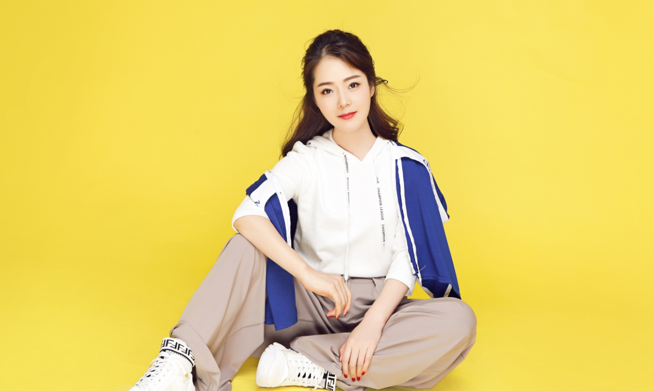 李艺馨