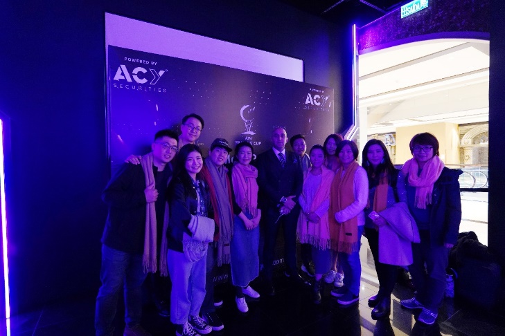 如图片无法显示,请刷新页面
