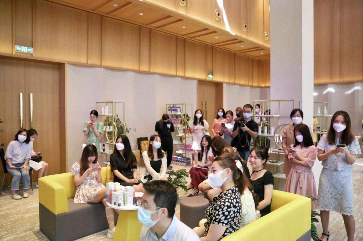 如图片无法显示，请刷新页面