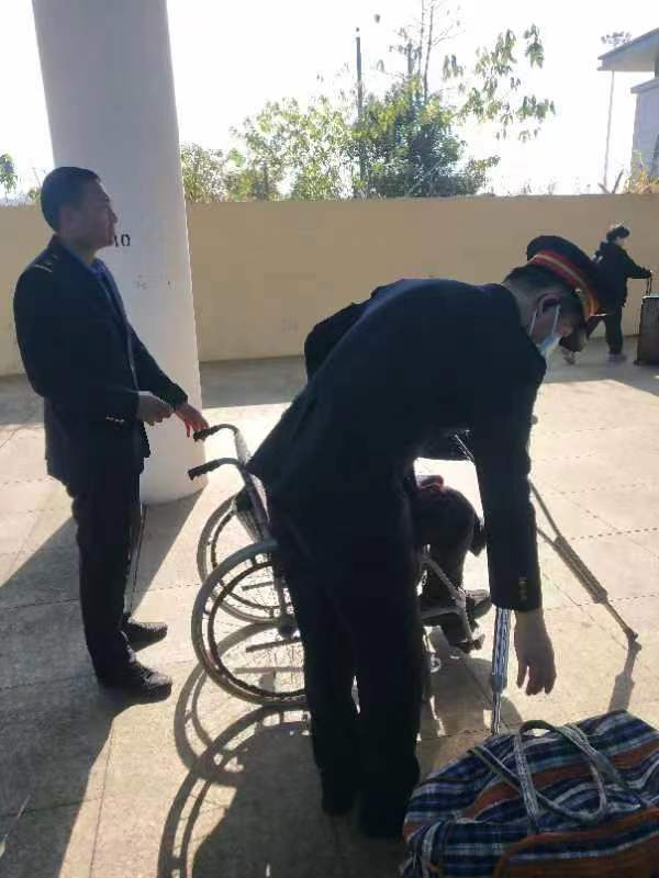 如图片无法显示，请刷新页面