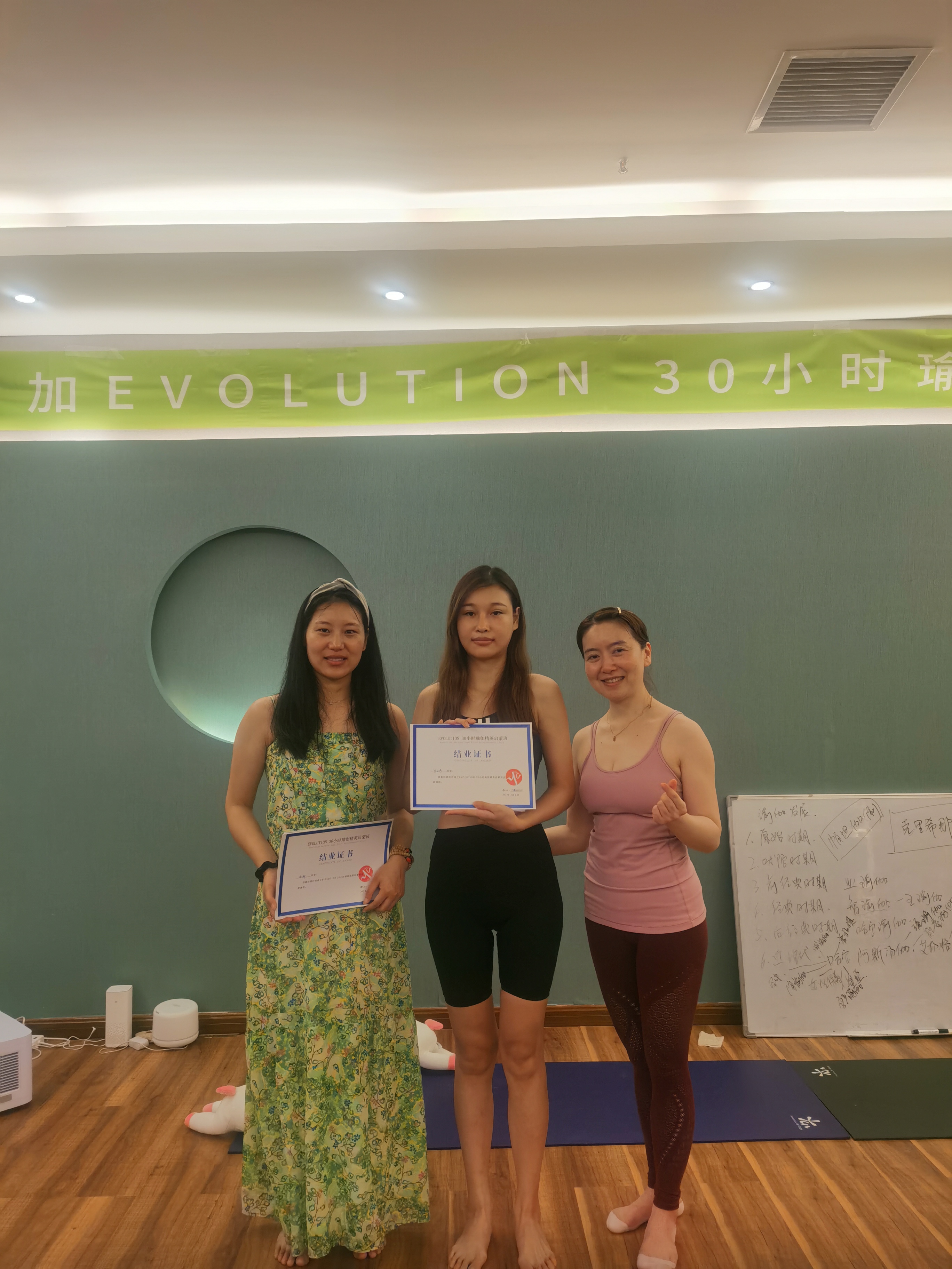 如图片无法显示,请刷新页面