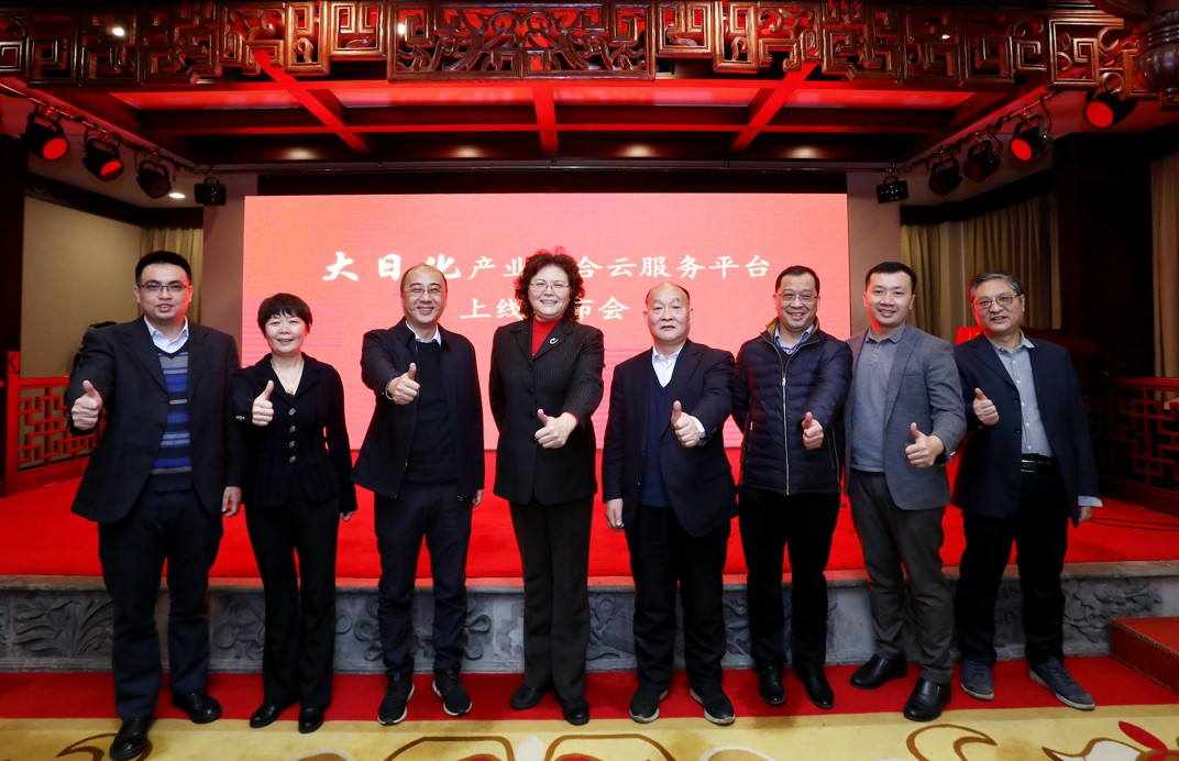 如图片无法显示,请刷新页面